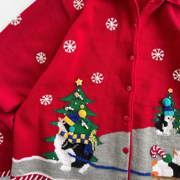 Vintage Karen Scott Red Knit Embroidered Christmas Penguin Ugly Sweater Cardigan - Picture 2 of 7